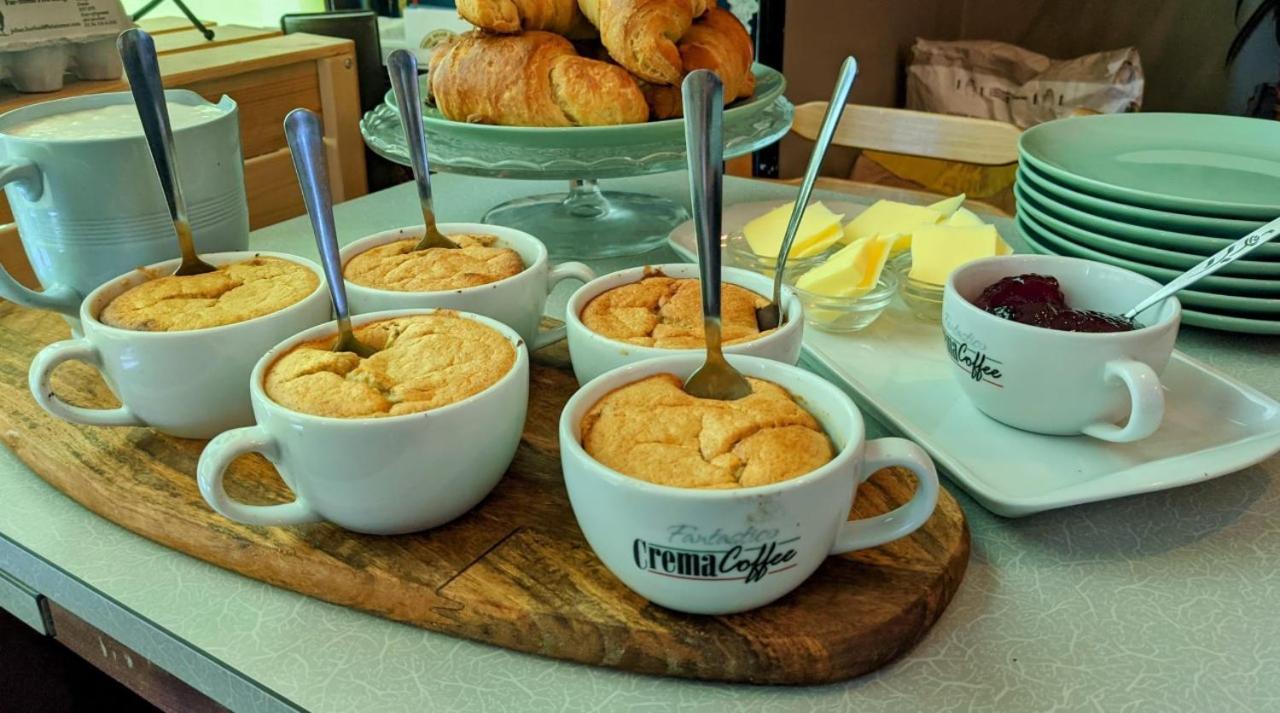 The Bear Bread Bakery B&B, Ensuite Rooms Above The Bakery, Colyton المظهر الخارجي الصورة